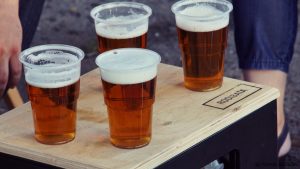 Mokslininkai paneigė mitą, jog alkoholis nekenkia geriant mažais kiekiais