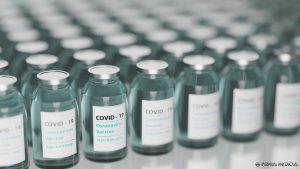Vaxzevria „AstraZeneca“ COVID-19 vakcinos apžvalga ir šalutiniai poveikiai