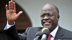 Tanzanijos prezidentas: COVID-19 testas buvo teigiamas vaisiui ir ožkai