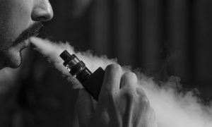 Elektroninės cigaretės - naujas, bet ne toks ir nekaltas žaisliukas