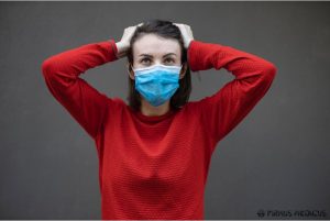 Kovojant su SARS-CoV-2 kaukių dėvėjimo nauda pagrįsta klaidingomis prielaidomis